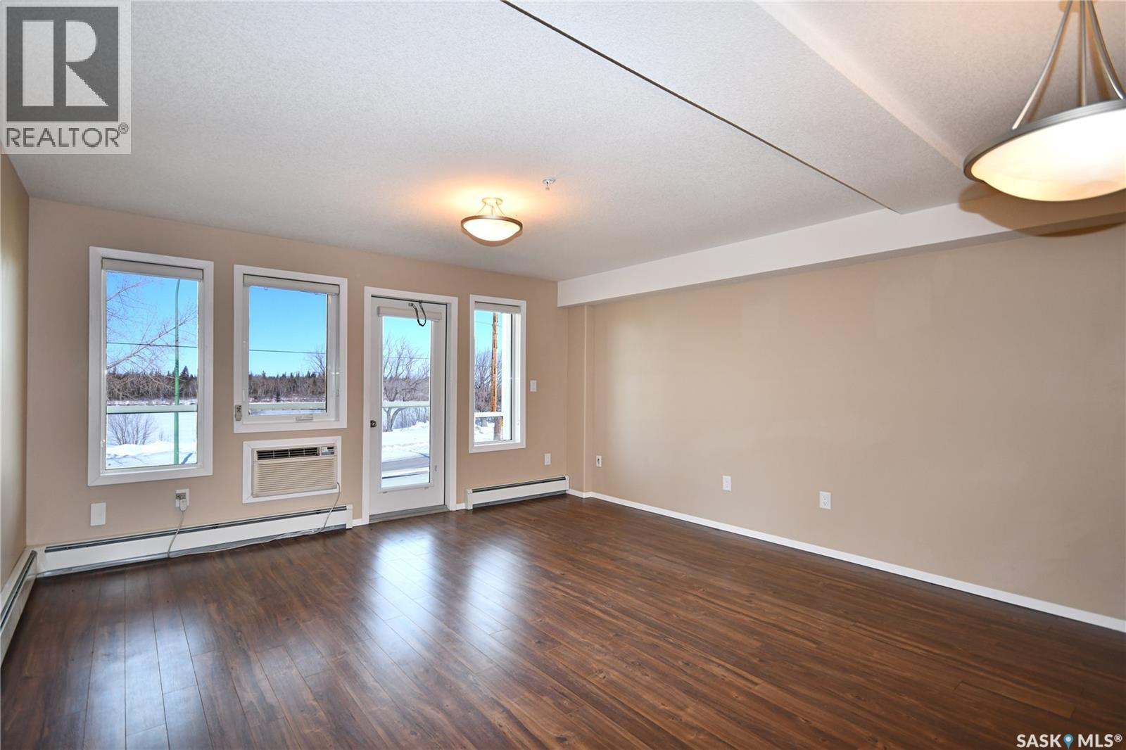 202 395 River Street E, Prince Albert, Saskatchewan  S6V 0A3 - Photo 5 - SK030934