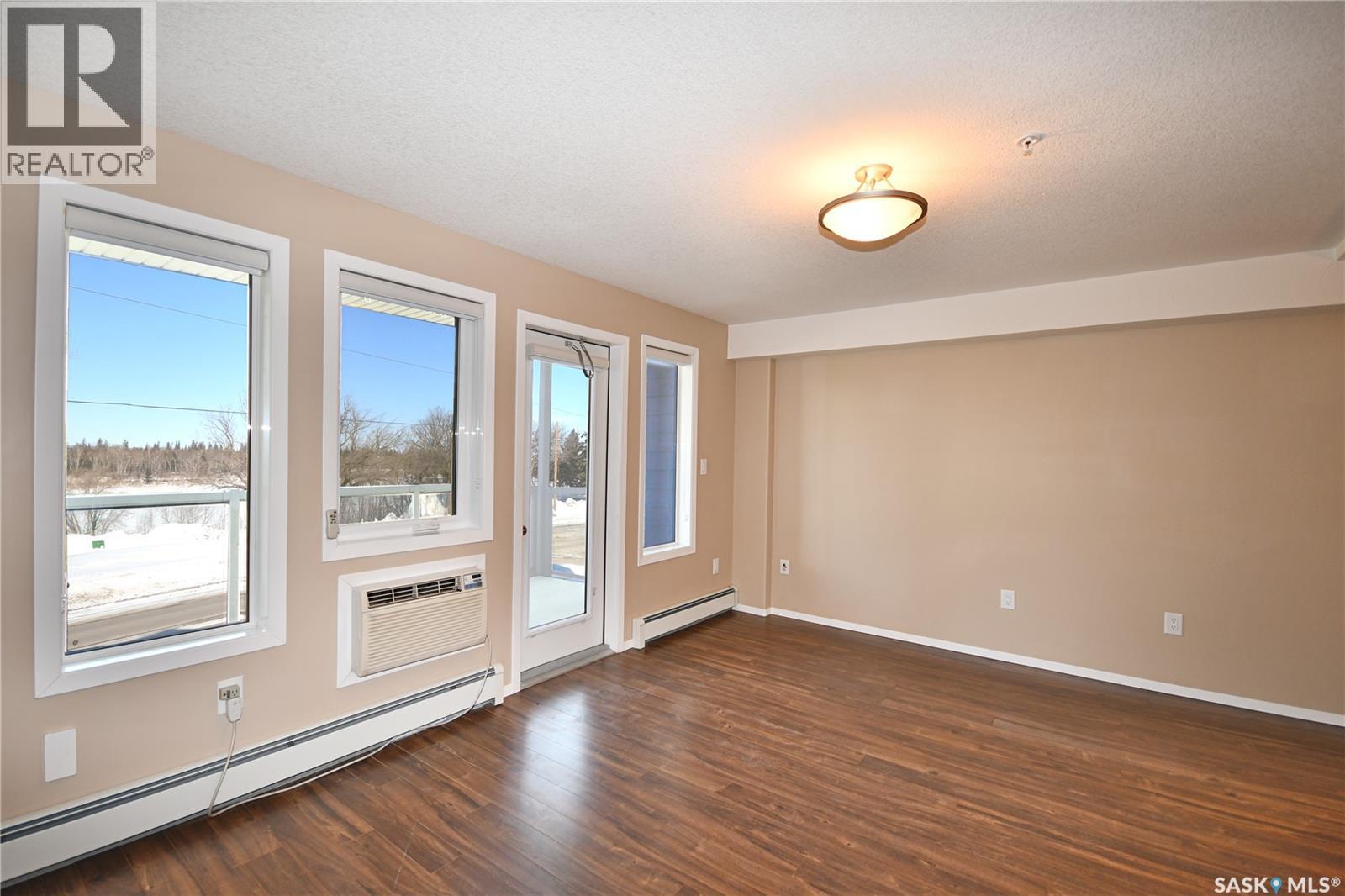 202 395 River Street E, Prince Albert, Saskatchewan  S6V 0A3 - Photo 6 - SK030934