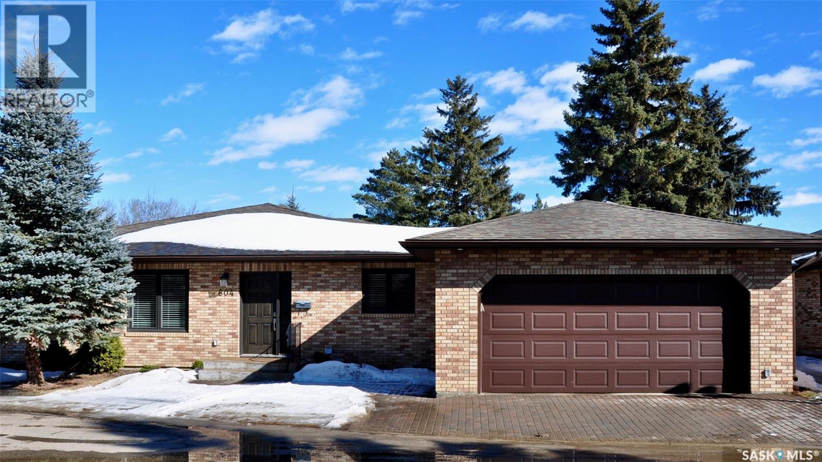 604 415 Heritage Crescent, Saskatoon, Saskatchewan  S7N 5N3 - Photo 2 - SK030923