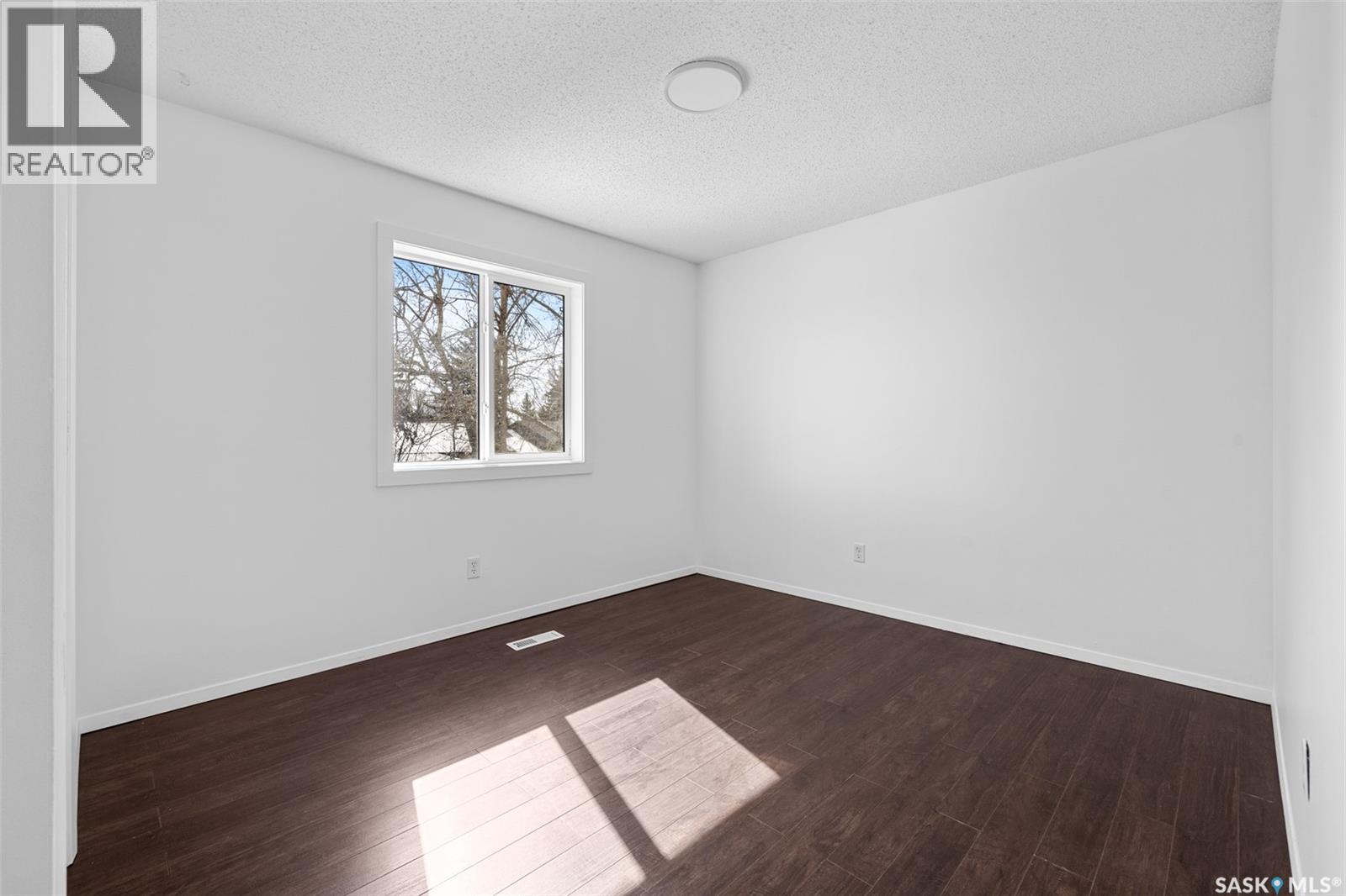 706 Bard Crescent N, Regina, Saskatchewan  S4X 2K5 - Photo 20 - SK030876