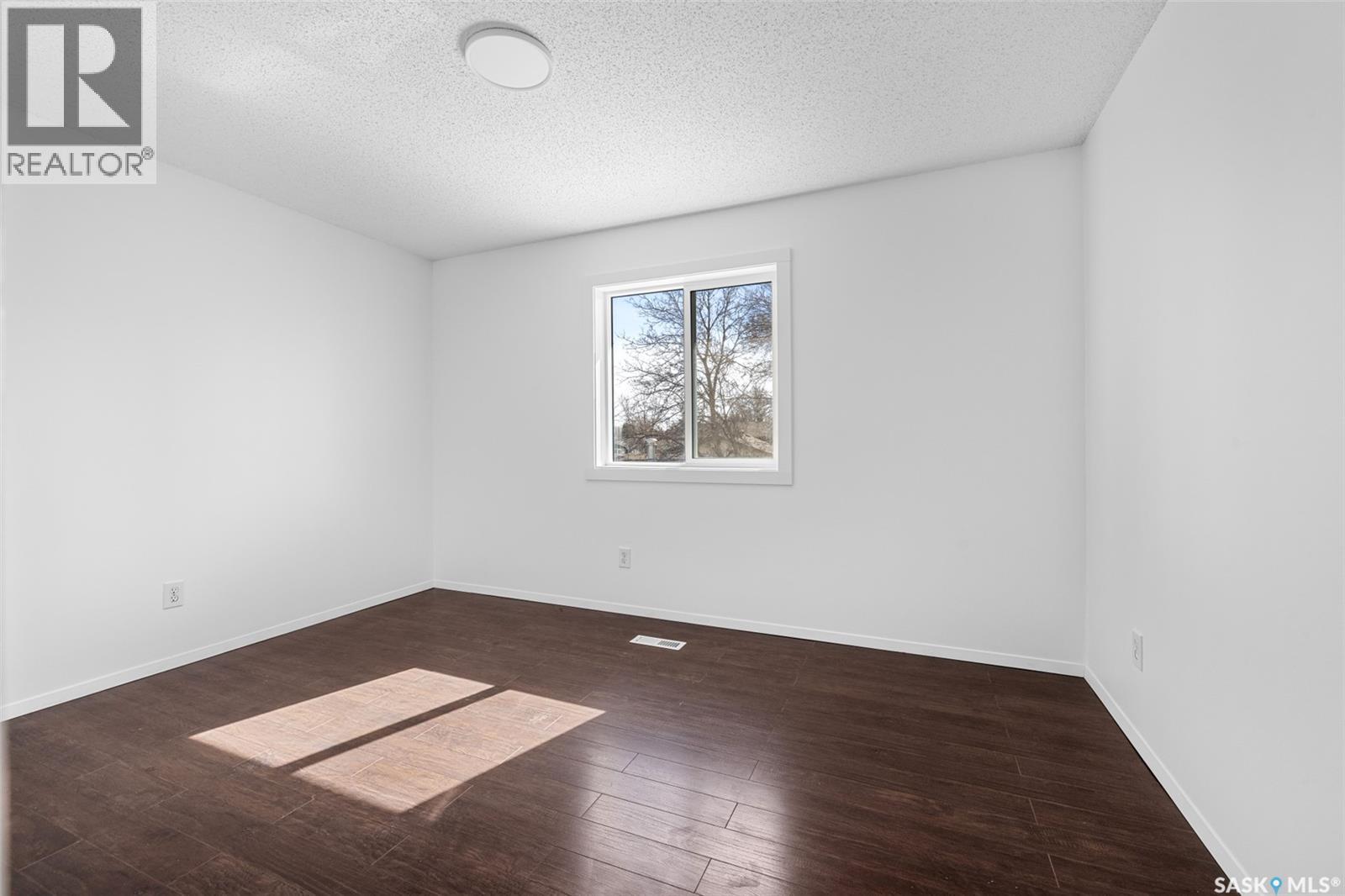 706 Bard Crescent N, Regina, Saskatchewan  S4X 2K5 - Photo 22 - SK030876