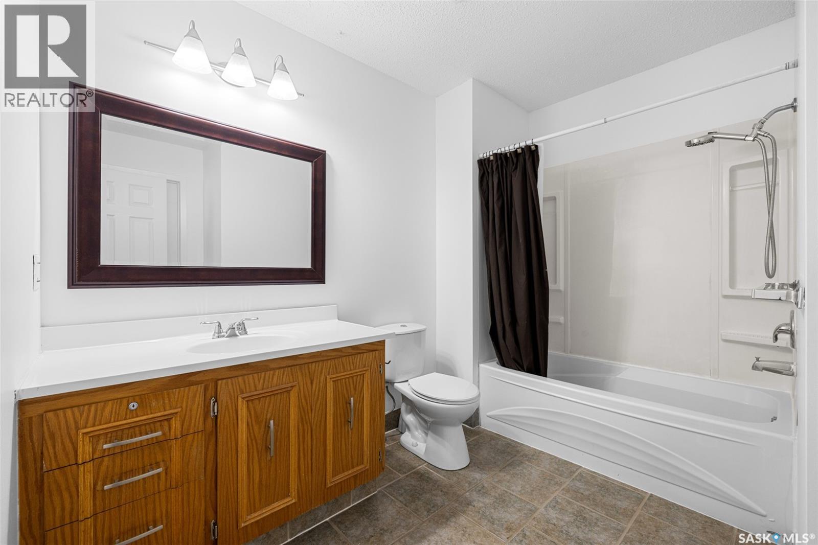 706 Bard Crescent N, Regina, Saskatchewan  S4X 2K5 - Photo 24 - SK030876