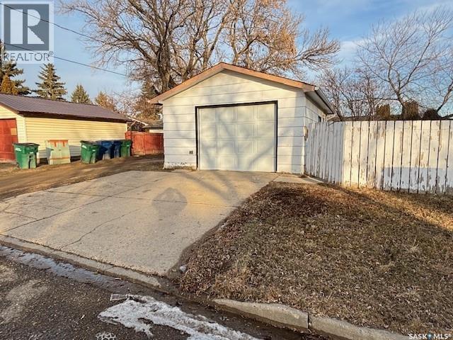 1446 Stadacona Street W, Moose Jaw, Saskatchewan  S6H 6R9 - Photo 23 - SK030874