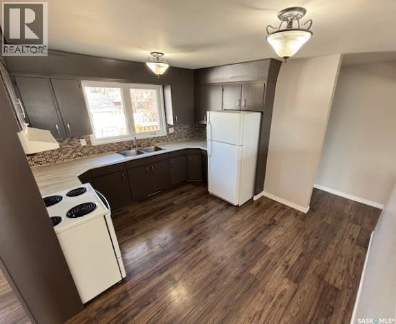 1446 Stadacona Street W, Moose Jaw, Saskatchewan  S6H 6R9 - Photo 4 - SK030874