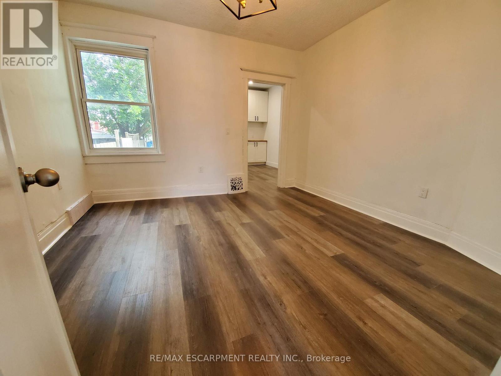 1 - 198 Sherman Avenue N, Hamilton (Stipley), Ontario  L8L 6M9 - Photo 12 - X12903716