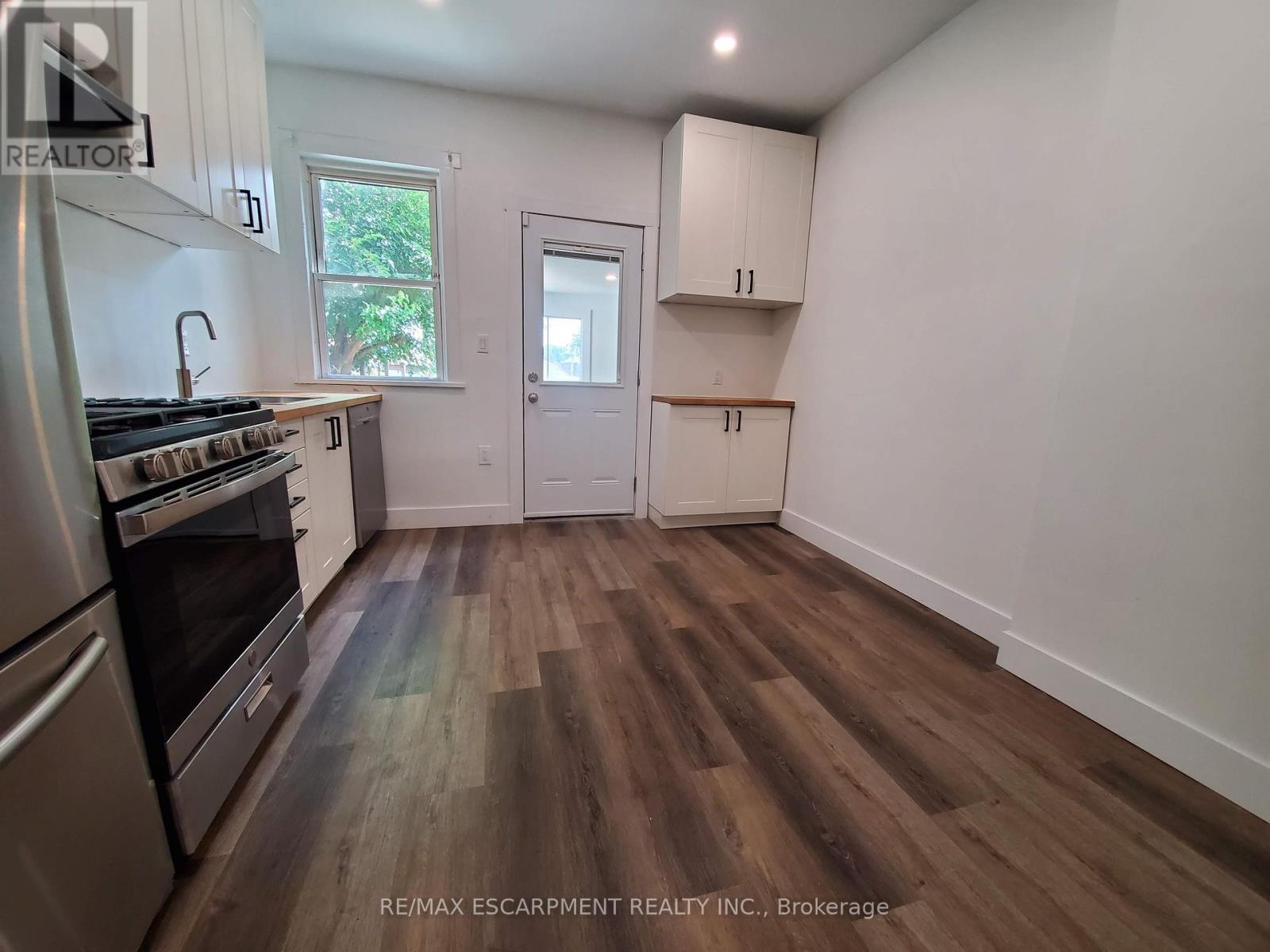 1 - 198 Sherman Avenue N, Hamilton (Stipley), Ontario  L8L 6M9 - Photo 13 - X12903716