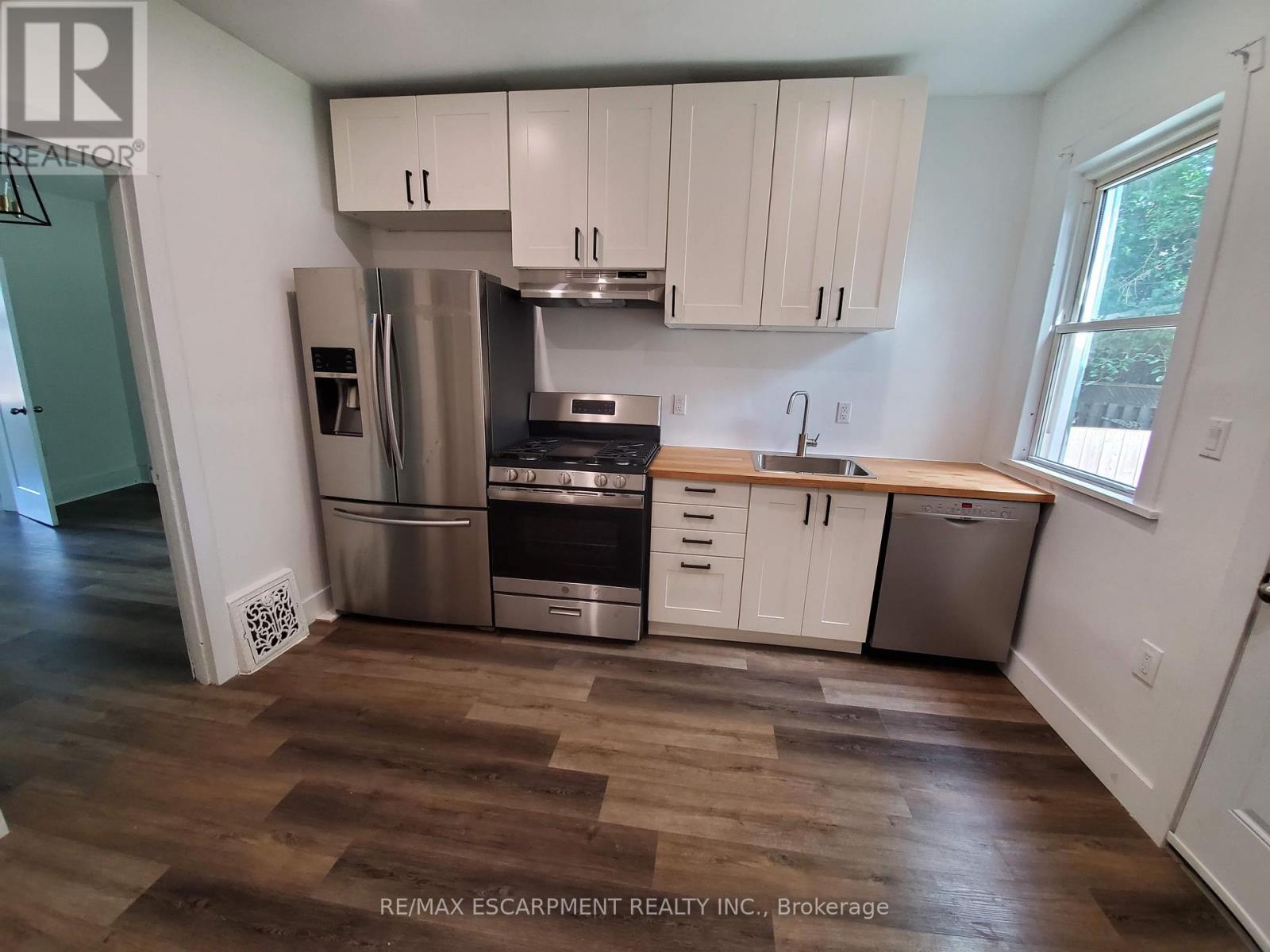 1 - 198 Sherman Avenue N, Hamilton (Stipley), Ontario  L8L 6M9 - Photo 3 - X12903716