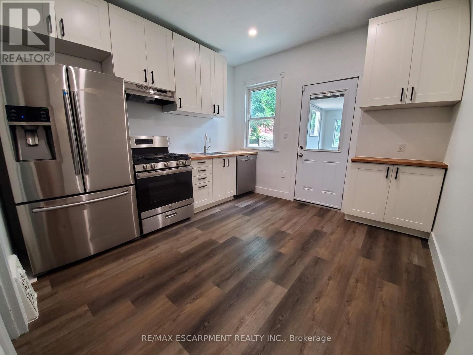 1 - 198 Sherman Avenue N, Hamilton (Stipley), Ontario  L8L 6M9 - Photo 4 - X12903716