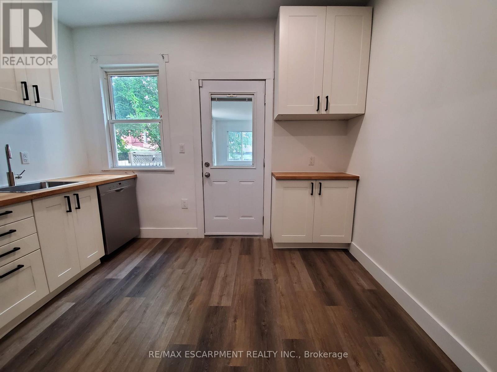 1 - 198 Sherman Avenue N, Hamilton (Stipley), Ontario  L8L 6M9 - Photo 7 - X12903716