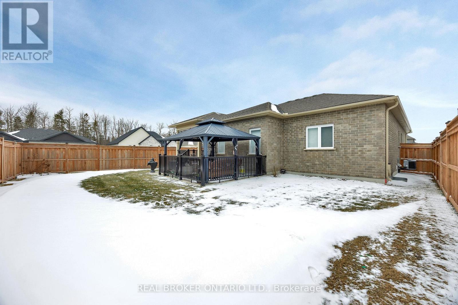 255 Rogers Road, North Perth, Ontario  N4W 0H3 - Photo 40 - X12903724