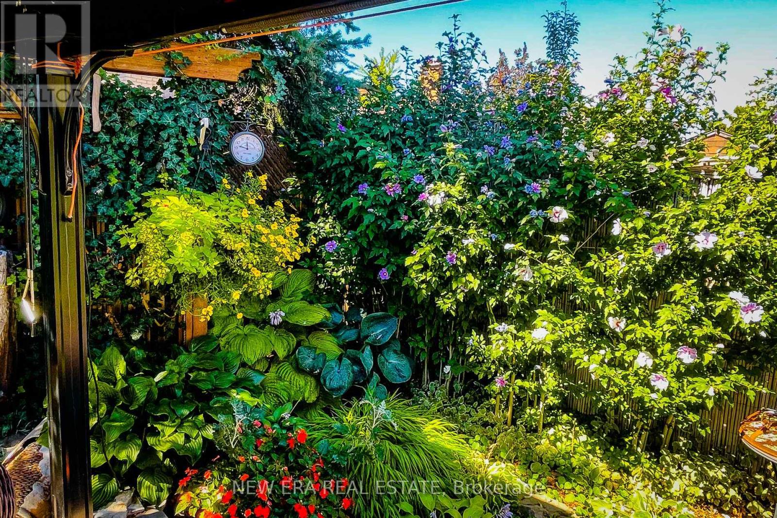 146 Locheed Drive, Hamilton, Ontario  L8T 4Z7 - Photo 12 - X12903796