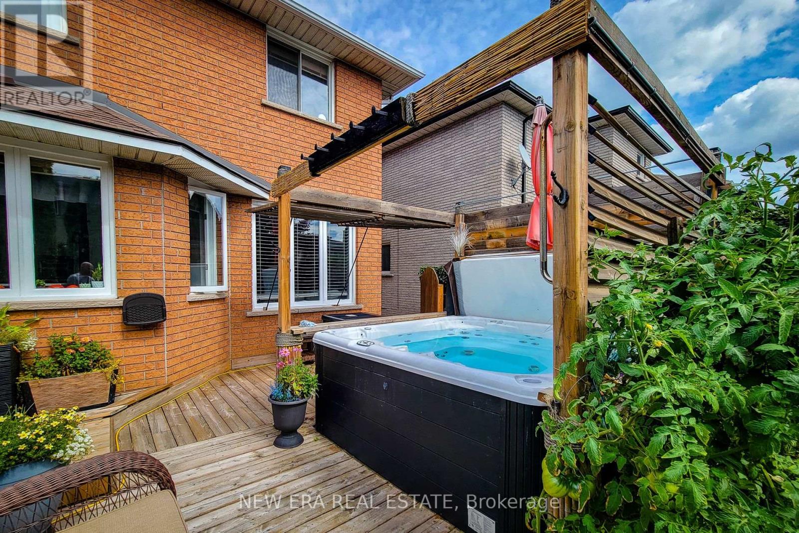 146 Locheed Drive, Hamilton, Ontario  L8T 4Z7 - Photo 6 - X12903796