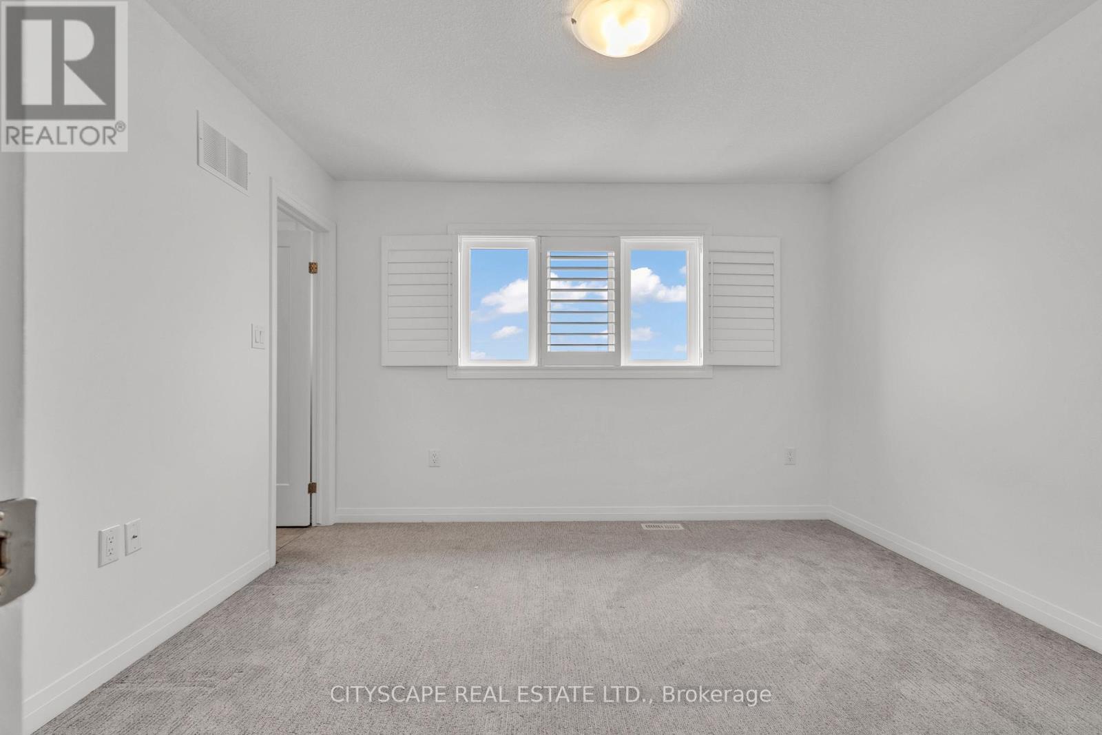 9 - 34 Laguna Village Crescent, Hamilton, Ontario  L0R 1P0 - Photo 21 - X12903840