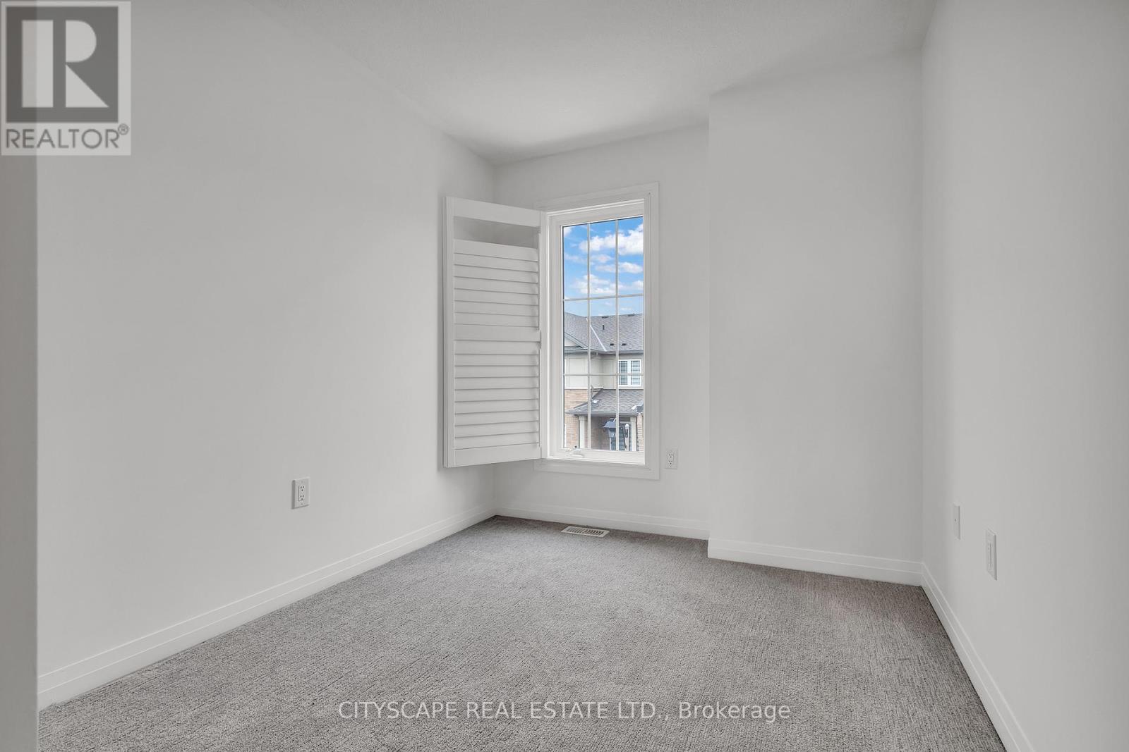 9 - 34 Laguna Village Crescent, Hamilton, Ontario  L0R 1P0 - Photo 36 - X12903840