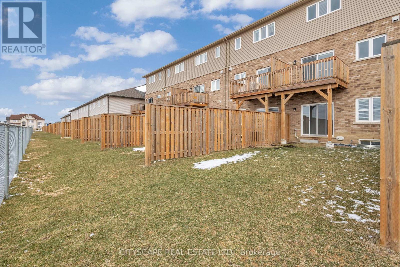 9 - 34 Laguna Village Crescent, Hamilton, Ontario  L0R 1P0 - Photo 42 - X12903840