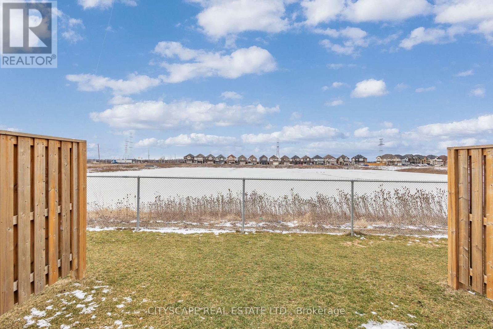 9 - 34 Laguna Village Crescent, Hamilton, Ontario  L0R 1P0 - Photo 43 - X12903840