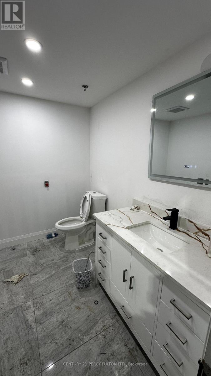 21 - 2074 Steeles Avenue W, Brampton, Ontario  L6Y 0A7 - Photo 22 - W12902666