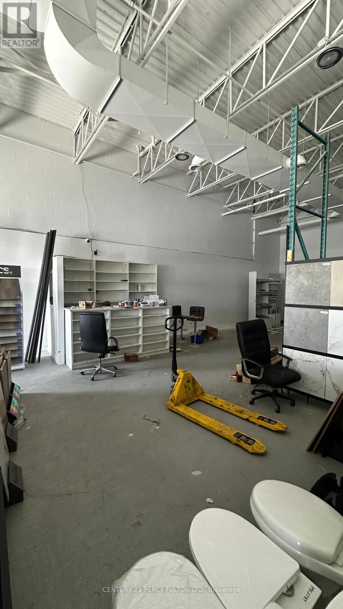 21 - 2074 Steeles Avenue W, Brampton, Ontario  L6Y 0A7 - Photo 11 - W12902666