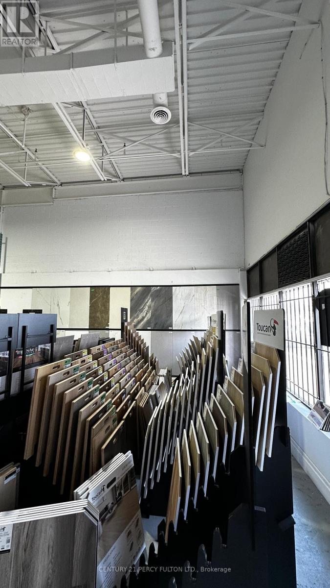 21 - 2074 Steeles Avenue W, Brampton, Ontario  L6Y 0A7 - Photo 12 - W12902666