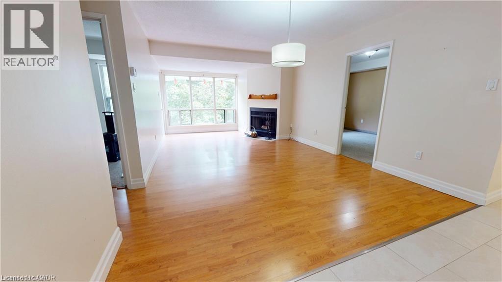 15 Hofstetter Avenue Unit# 403, Kitchener, Ontario N2A 3Z7 - Photo 4 - 40813758