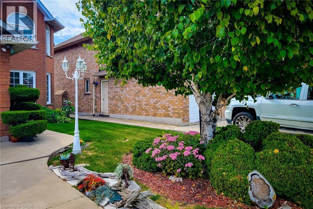 146 Locheed Drive, Hamilton, Ontario  L8T 4Z7 - Photo 4 - 40813750