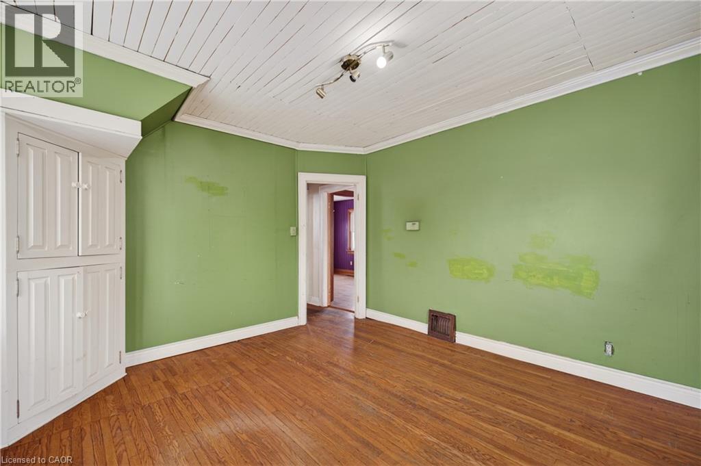 Photo 19 of 39 for 632 Percy Street