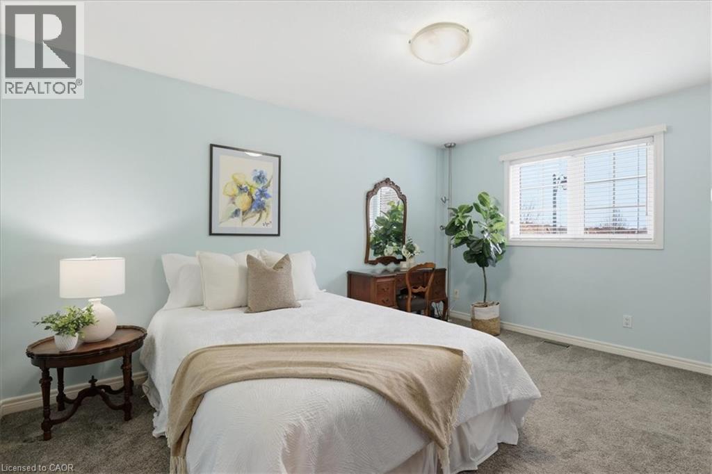 640 Munich Circle, Waterloo, Ontario  N2V 2L6 - Photo 22 - 40810691