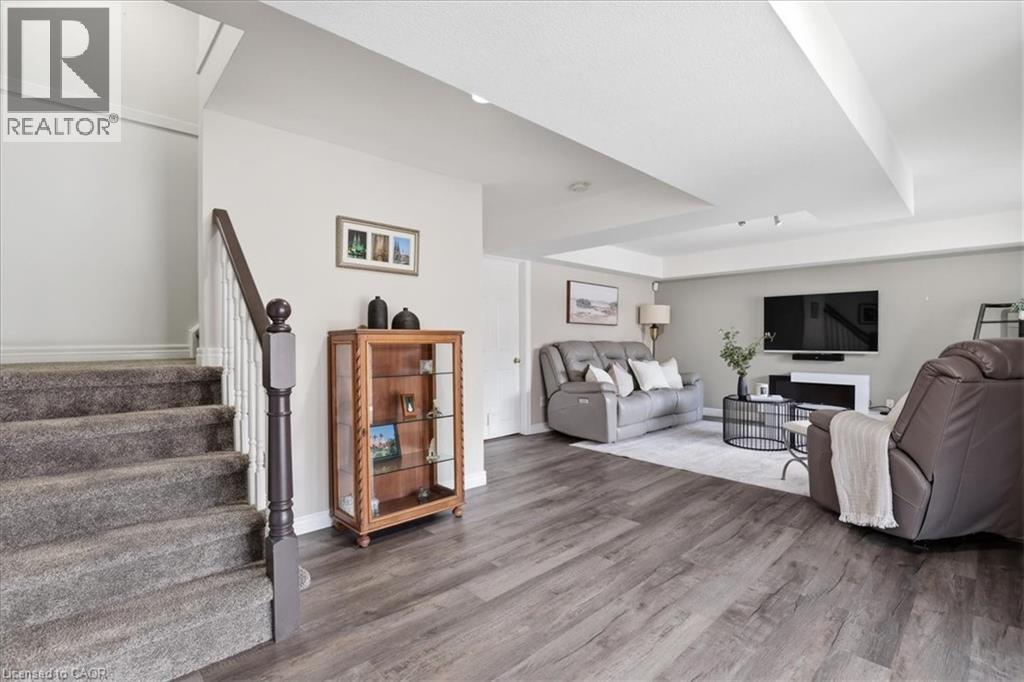 640 Munich Circle, Waterloo, Ontario  N2V 2L6 - Photo 26 - 40810691