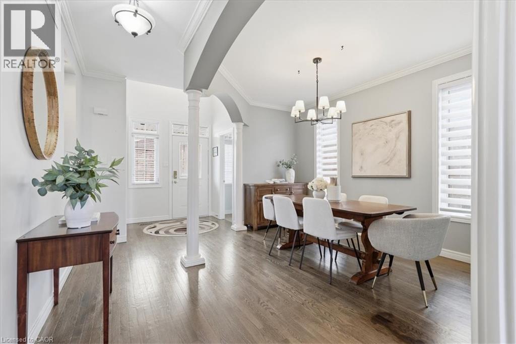 640 Munich Circle, Waterloo, Ontario  N2V 2L6 - Photo 3 - 40810691