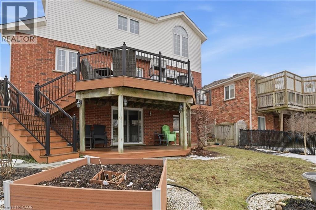 640 Munich Circle, Waterloo, Ontario  N2V 2L6 - Photo 32 - 40810691