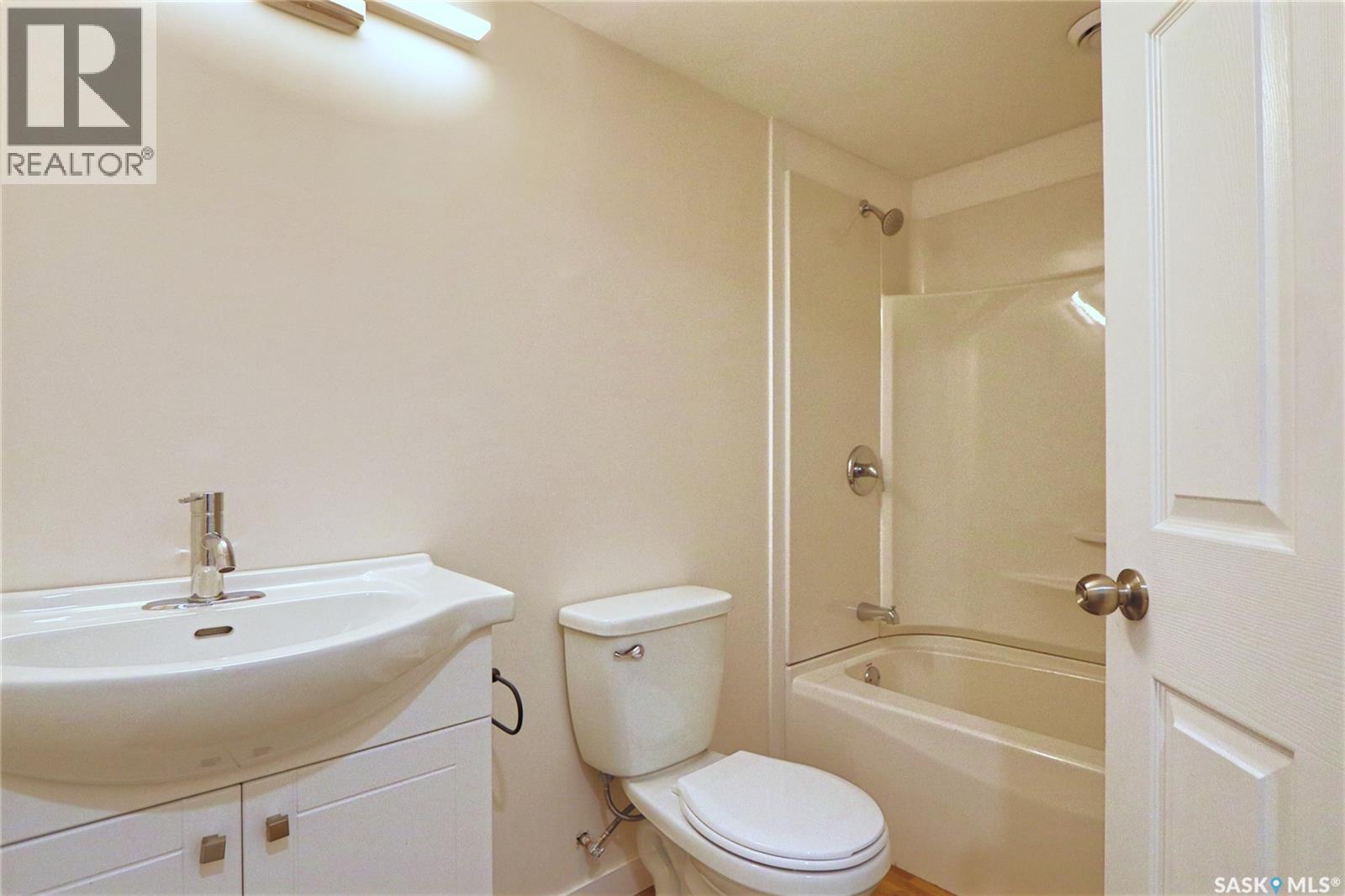 A&b 1824 Winnipeg Street, Regina, Saskatchewan  S4P 1G2 - Photo 12 - SK030875