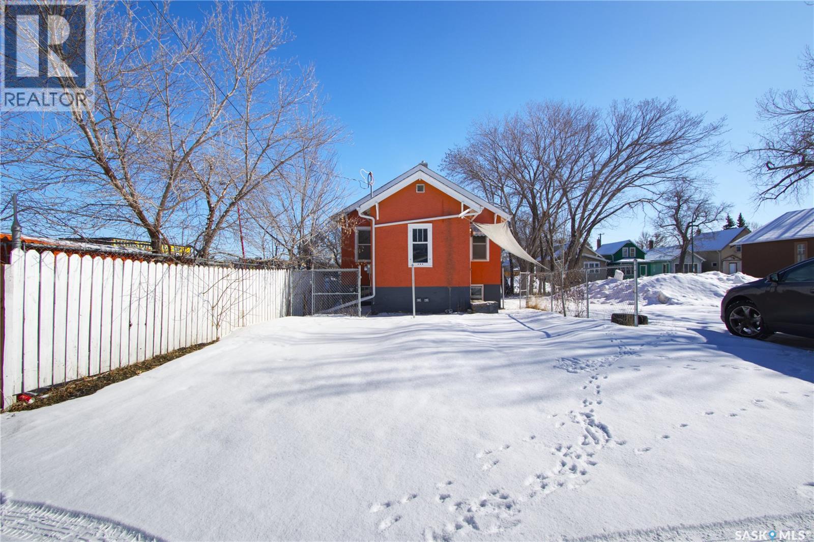 A&b 1824 Winnipeg Street, Regina, Saskatchewan  S4P 1G2 - Photo 13 - SK030875