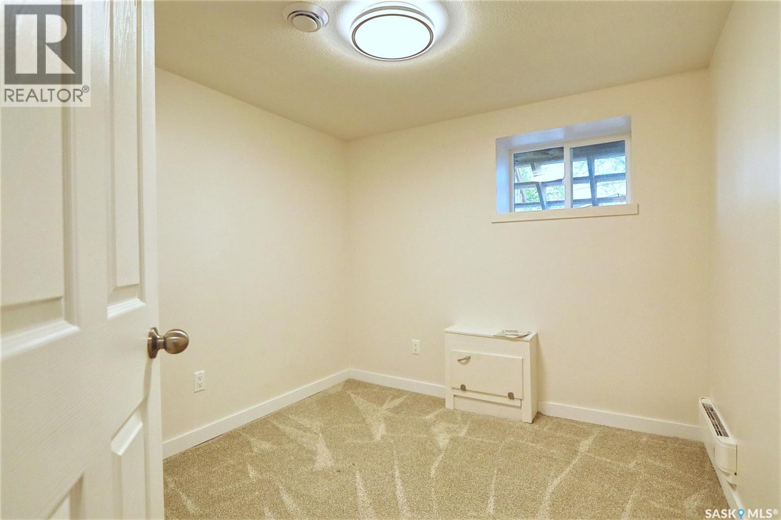 A&b 1824 Winnipeg Street, Regina, Saskatchewan  S4P 1G2 - Photo 10 - SK030875