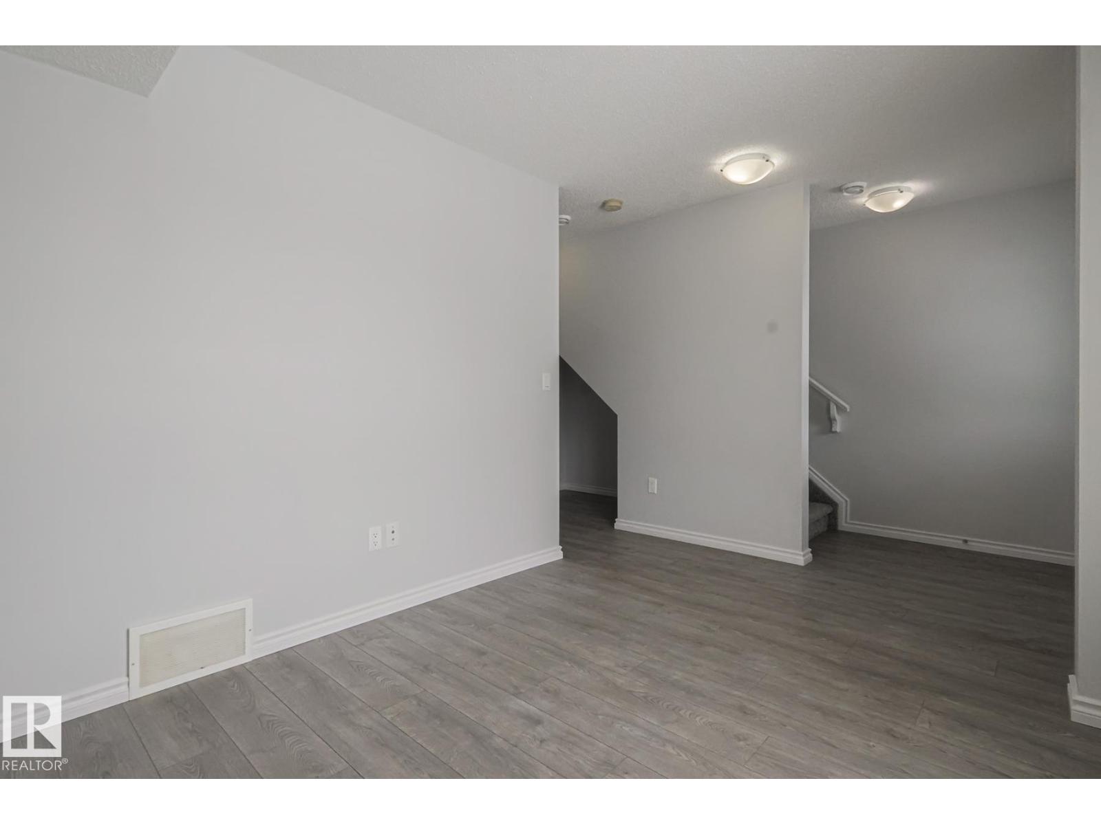 #31 20 Augustine Cr, Sherwood Park, Alberta  T8H 0Z8 - Photo 5 - E4476435