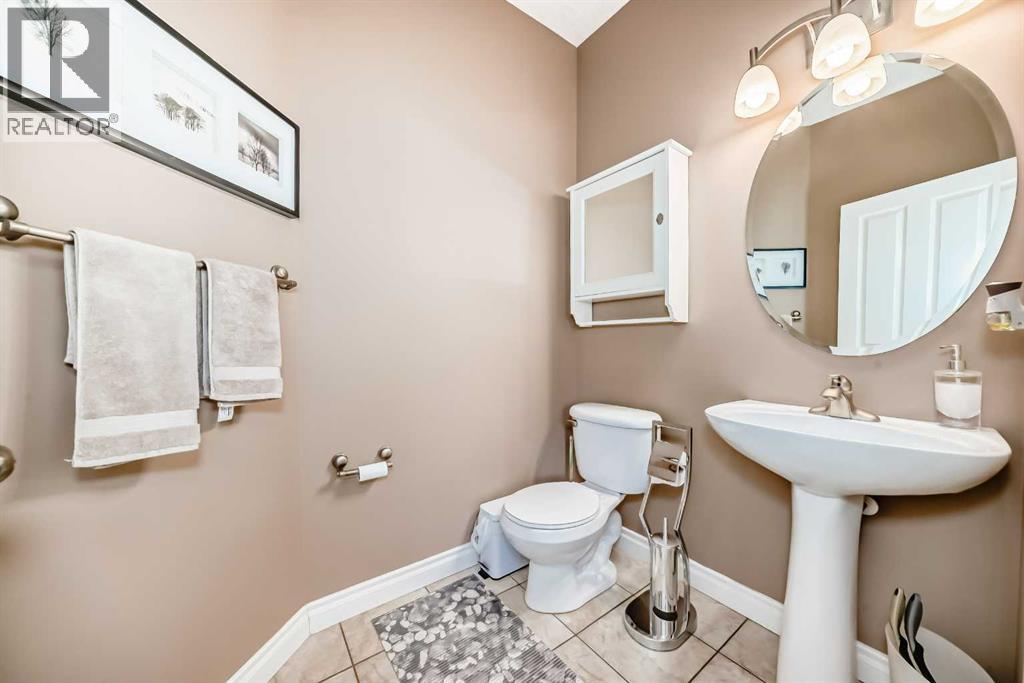 3921 1 Street NW, Calgary, Alberta  T2K 0X2 - Photo 14 - A2280466