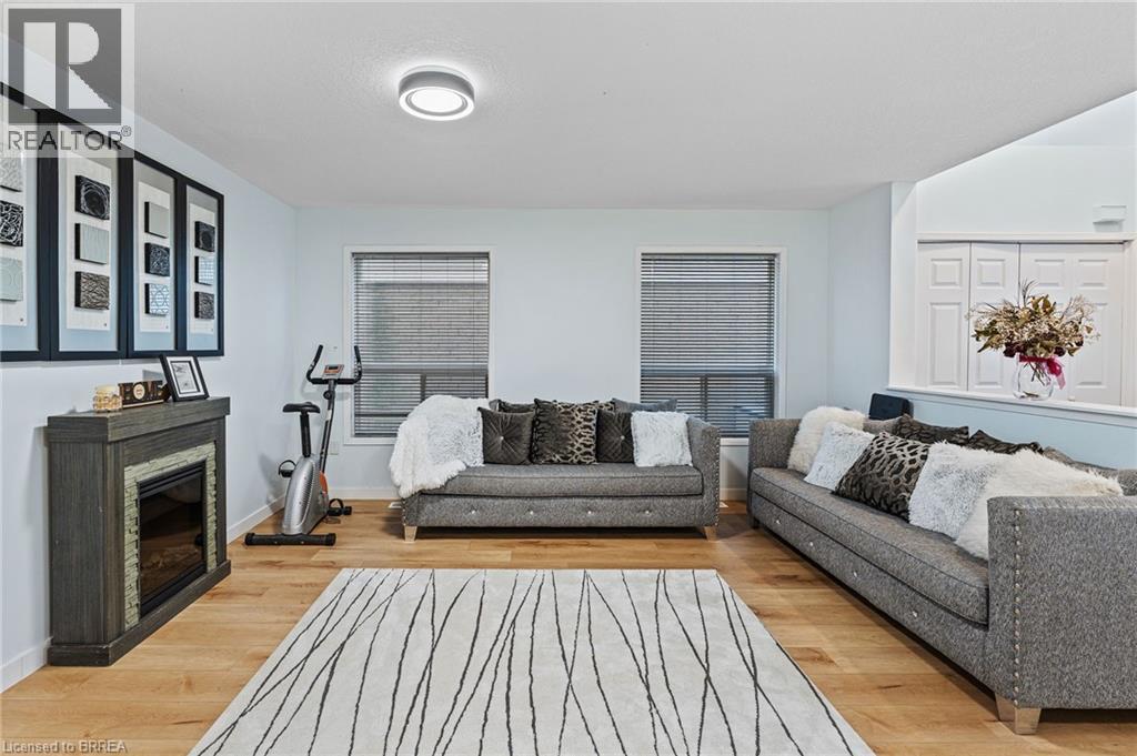 70 Blackburn Drive, Brantford, Ontario  N3T 6R9 - Photo 10 - 40813061