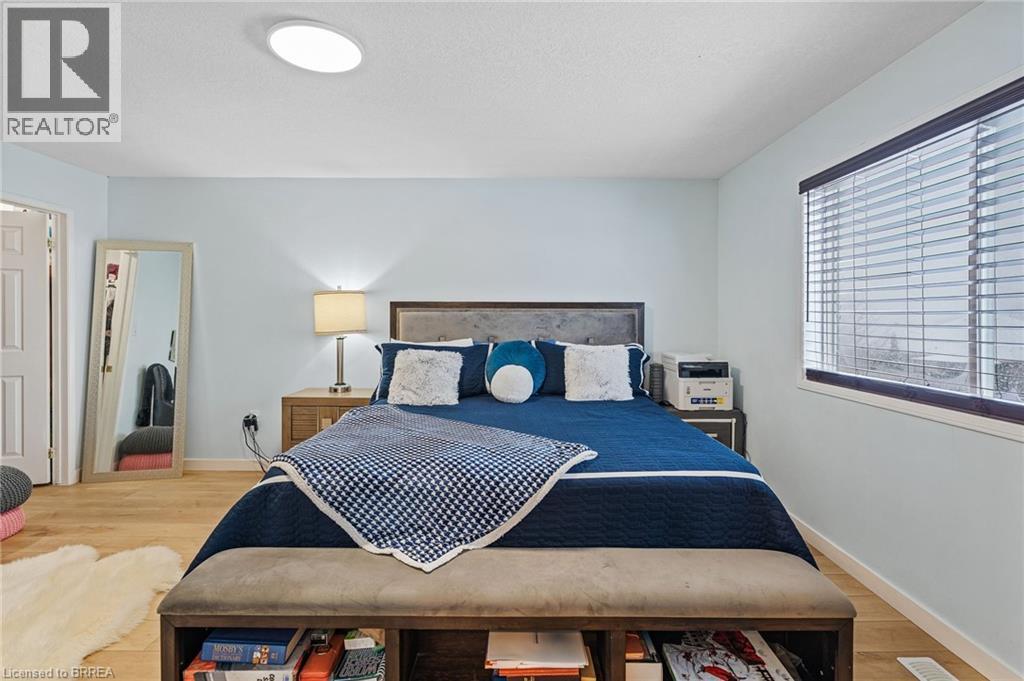 70 Blackburn Drive, Brantford, Ontario  N3T 6R9 - Photo 28 - 40813061