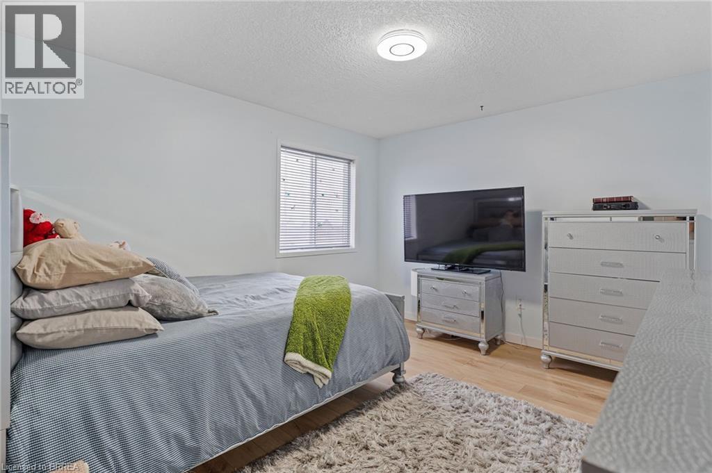 70 Blackburn Drive, Brantford, Ontario  N3T 6R9 - Photo 34 - 40813061