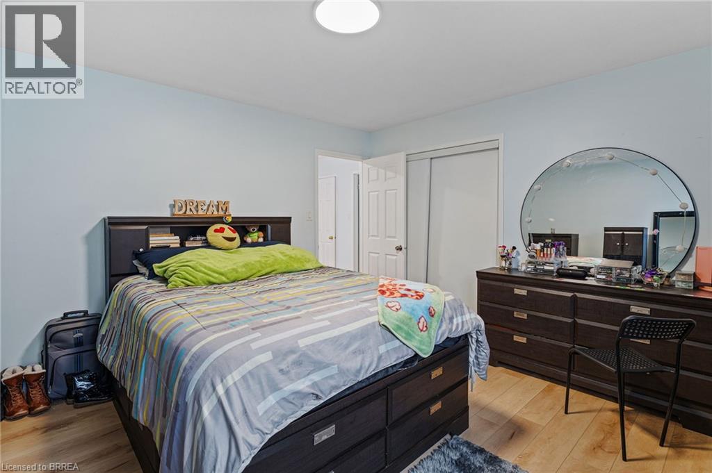 70 Blackburn Drive, Brantford, Ontario  N3T 6R9 - Photo 37 - 40813061