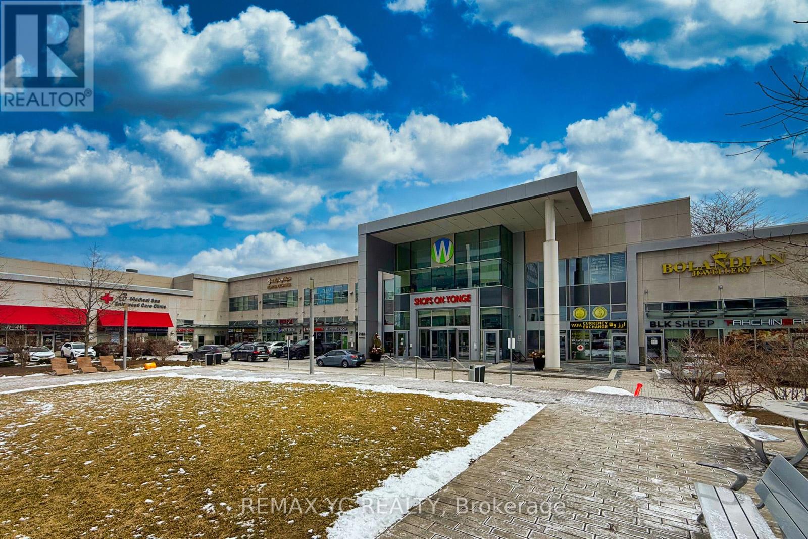 #138 & #139 - 7181 YONGE STREET, Markham, Ontario