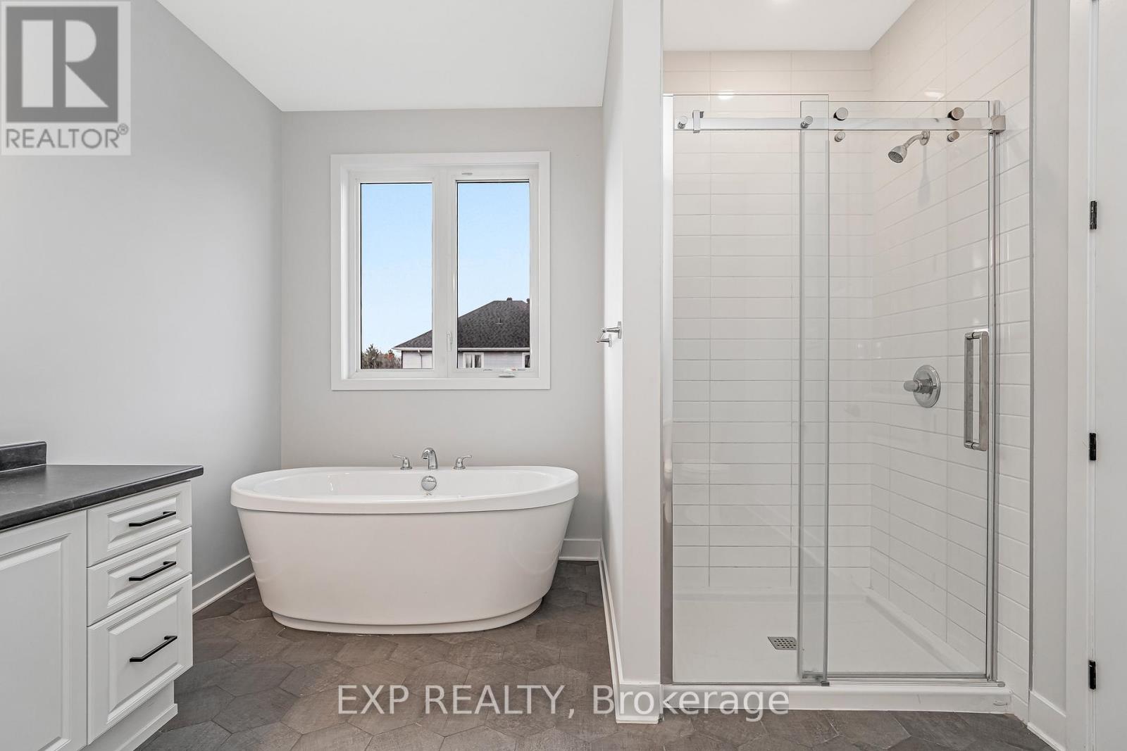 256 Antler Court, Mississippi Mills, Ontario  K0A 1A0 - Photo 29 - X12901138