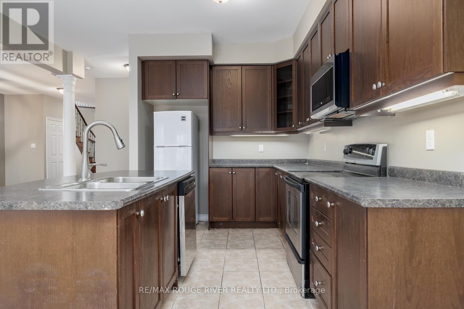 34 Harry Gay Drive, Clarington, Ontario  L1E 0B2 - Photo 14 - E12903880