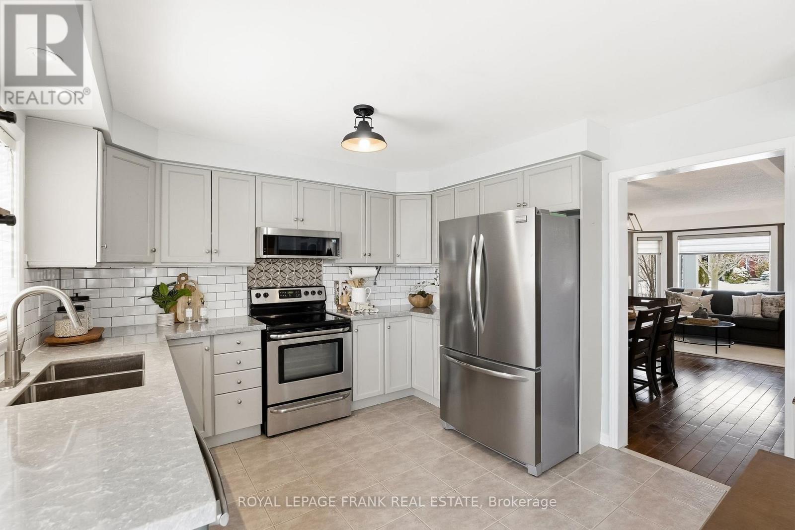 70 Weldrick Crescent, Clarington, Ontario  L1C 5E7 - Photo 13 - E12904016