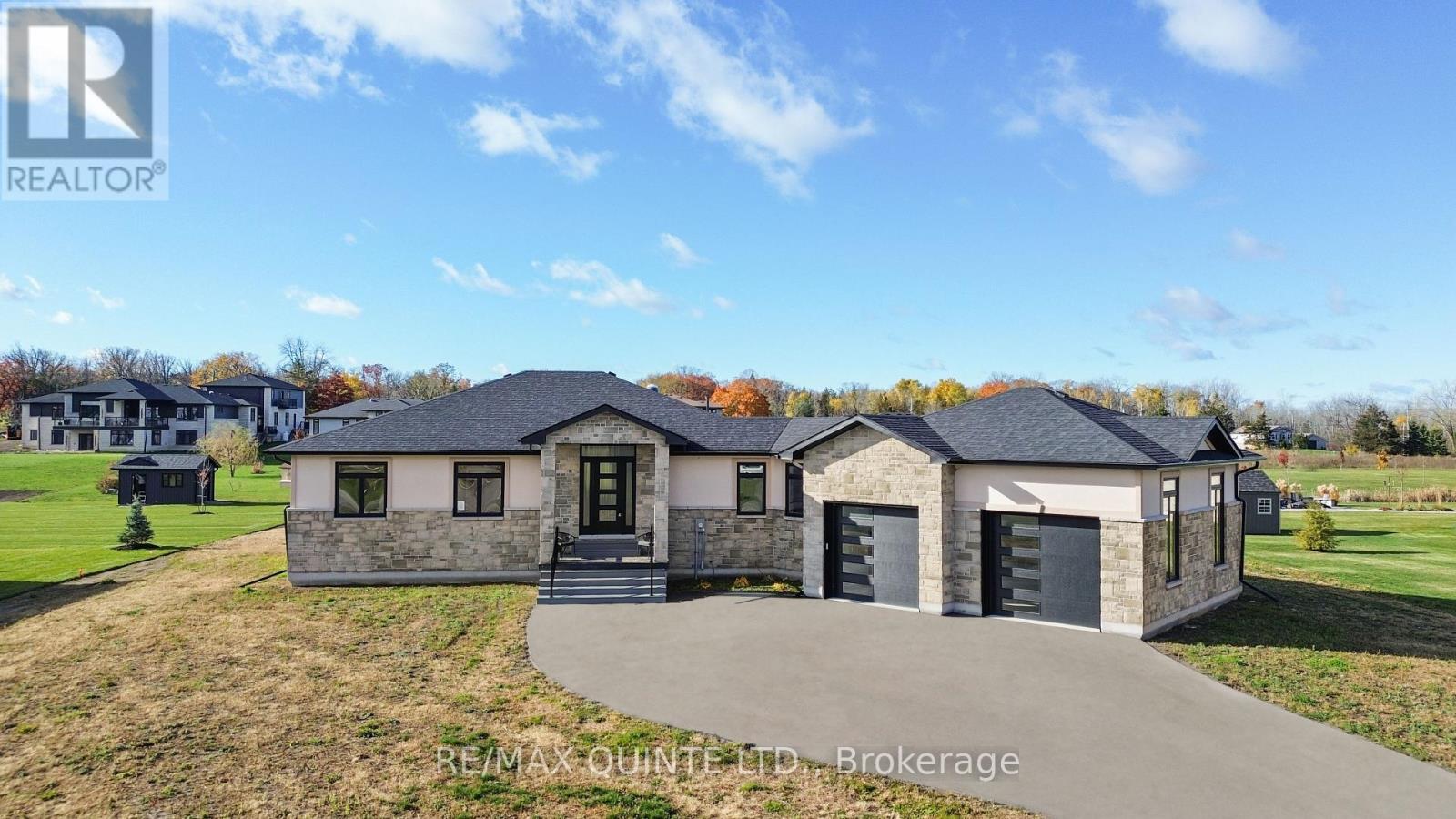 76 Navigation Drive, Prince Edward County, Ontario  K8N 0G1 - Photo 1 - X12903910