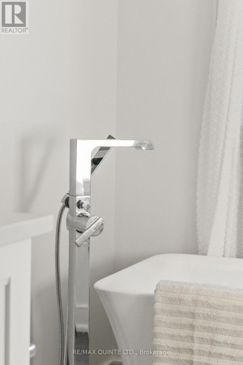 76 Navigation Drive, Prince Edward County, Ontario  K8N 0G1 - Photo 39 - X12903910