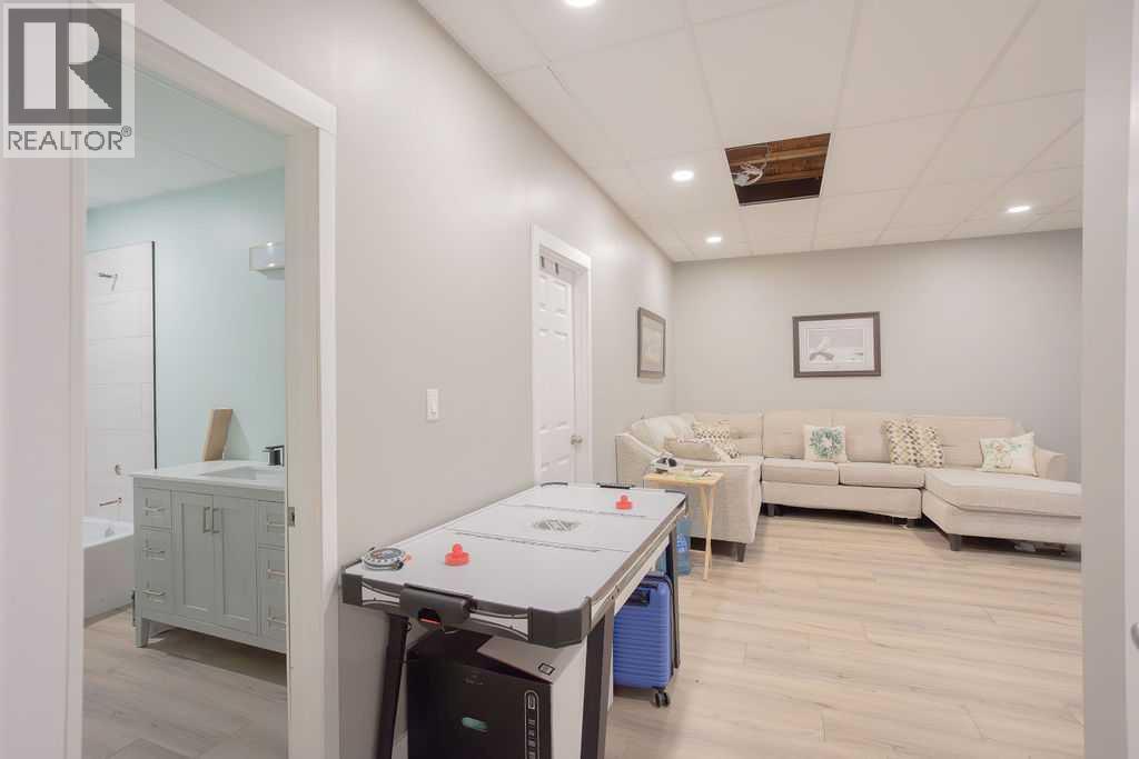 5 Dogwood Drive, Rural Wainwright No. 61, Alberta  T9W 1T5 - Photo 34 - A2295089