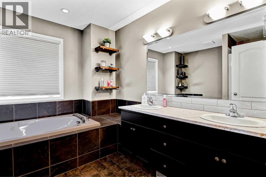 138 Crystal Heights Lane, Grande Prairie, Alberta  T8X 1R1 - Photo 22 - A2294978