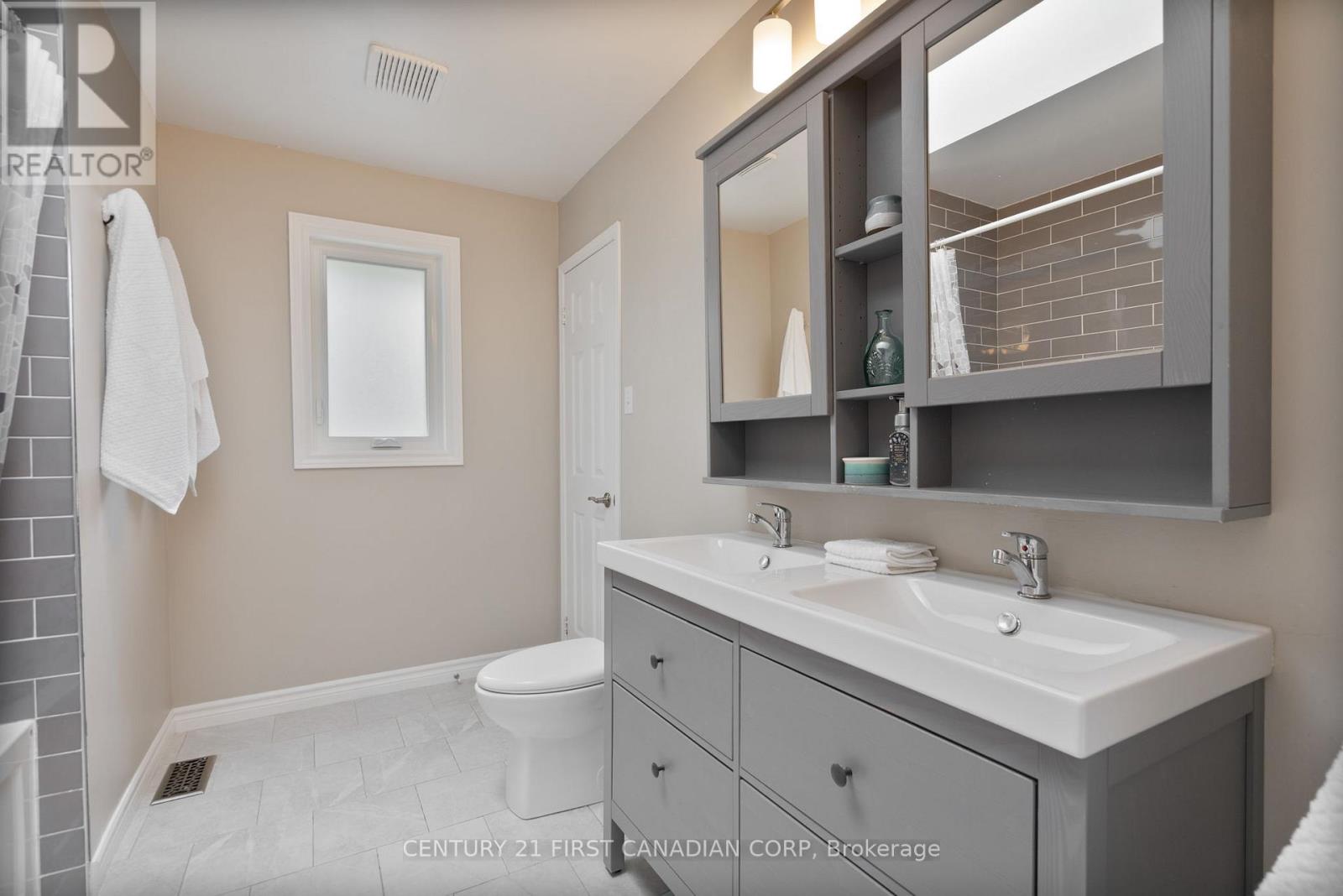 15 Toronado Place, London East, Ontario  N5V 3V4 - Photo 10 - X12903878