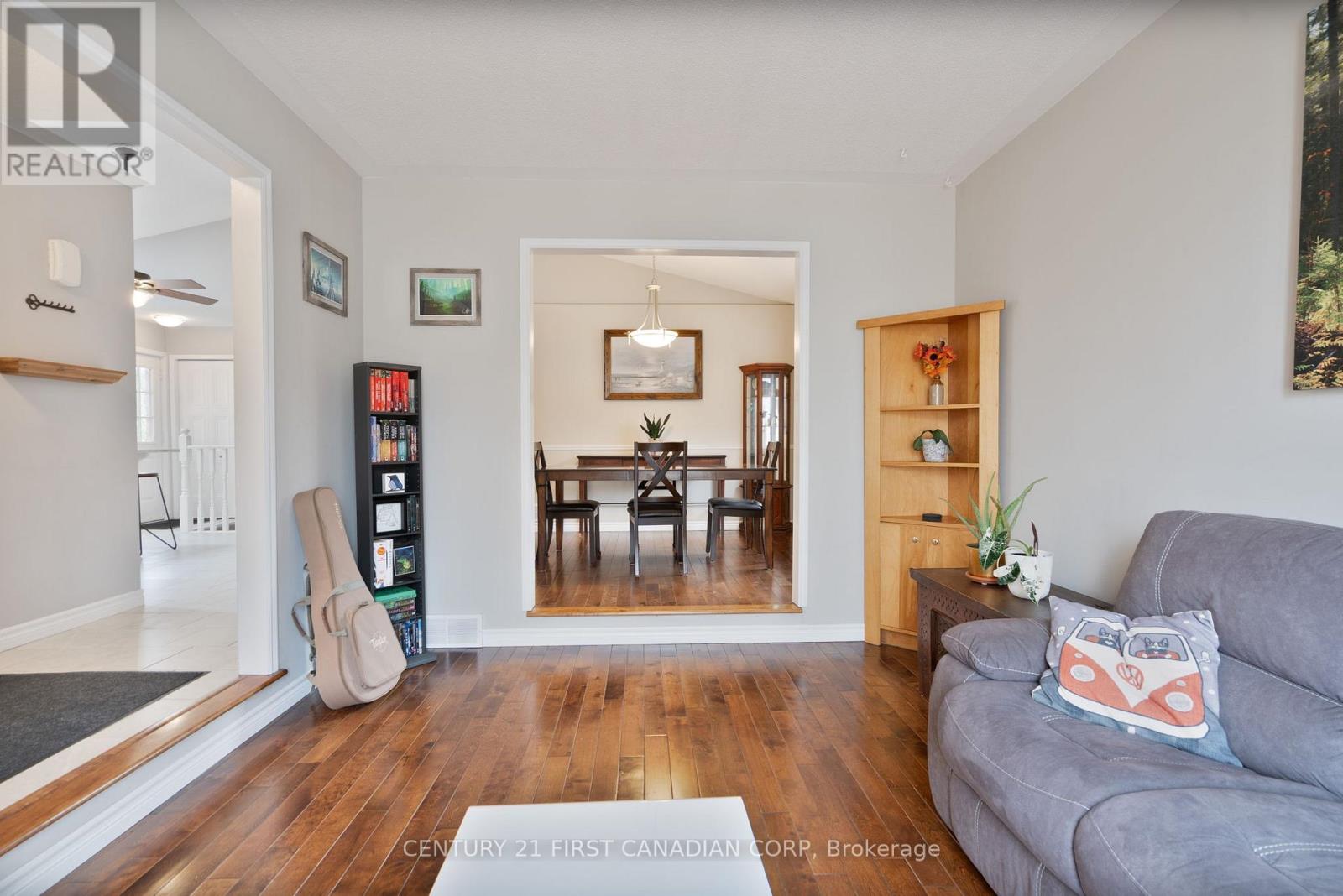 15 Toronado Place, London East, Ontario  N5V 3V4 - Photo 4 - X12903878