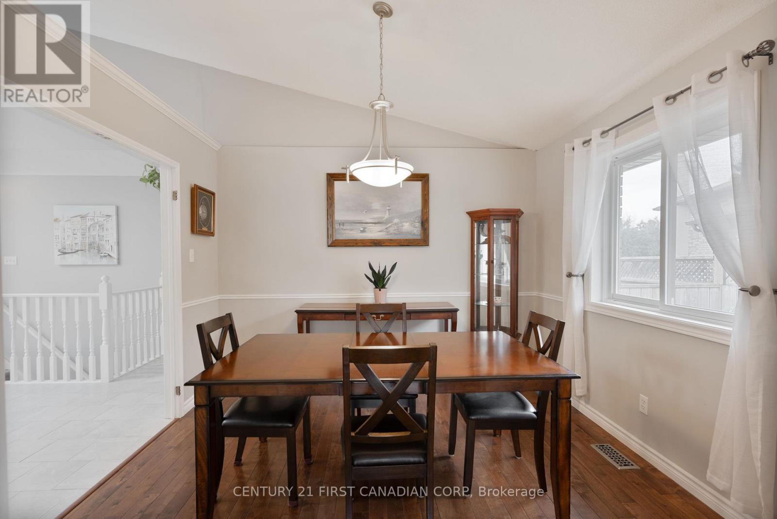 15 Toronado Place, London East, Ontario  N5V 3V4 - Photo 5 - X12903878